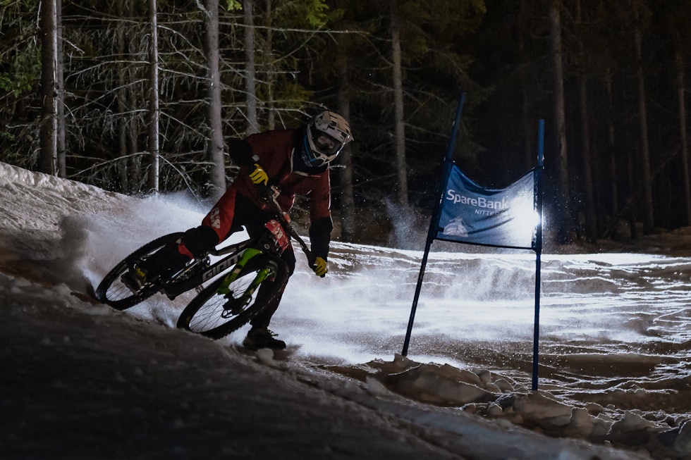 Sander Blomgren svinger seg greit rundt porten. Foto: Morten Dodson Sander Blomgren svinger seg greit rundt porten. Foto: Morten Dodson