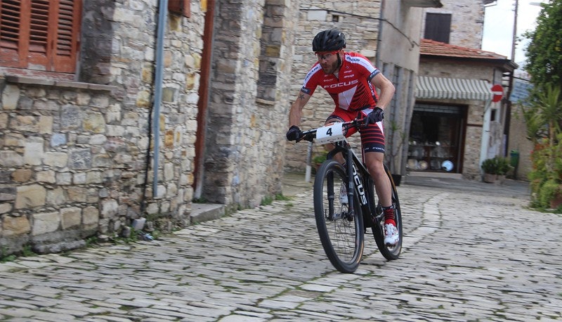 SEIER IKKE GODT NOK: Vogel var ikke helt fornøyd tross seier. Målet var å ta igjen han som startet foran. Foto: Erhard Goller SEIER IKKE GODT NOK: Vogel var ikke helt fornøyd tross seier. Målet var å ta igjen han som startet foran. Foto: Erhard Goller