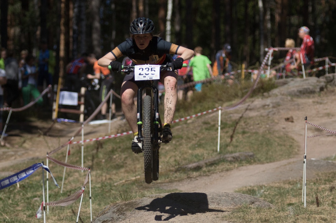 Siri Aarthun Hodnesdal Siri Aarthun Hodnesdal - XCO - Bengt Ove Sannes 1400x933