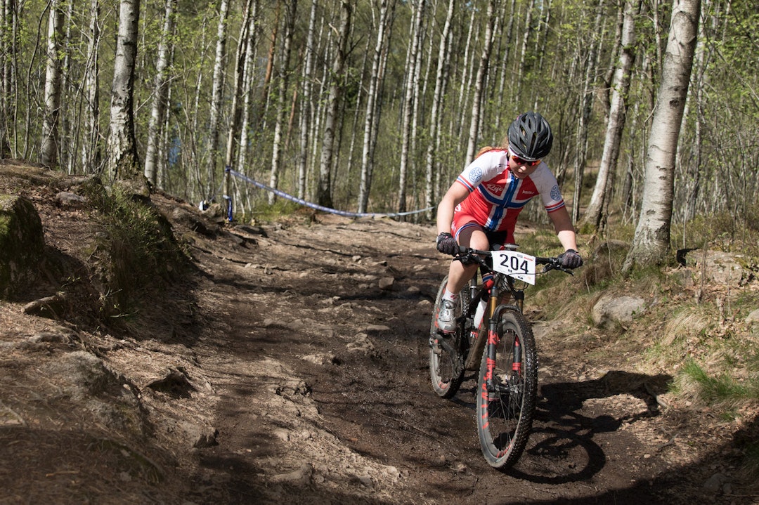 Elisabeth Sveum på hjemmebane Elisabeth Sveum - XCO - Bengt Ove Sannes 1400x933