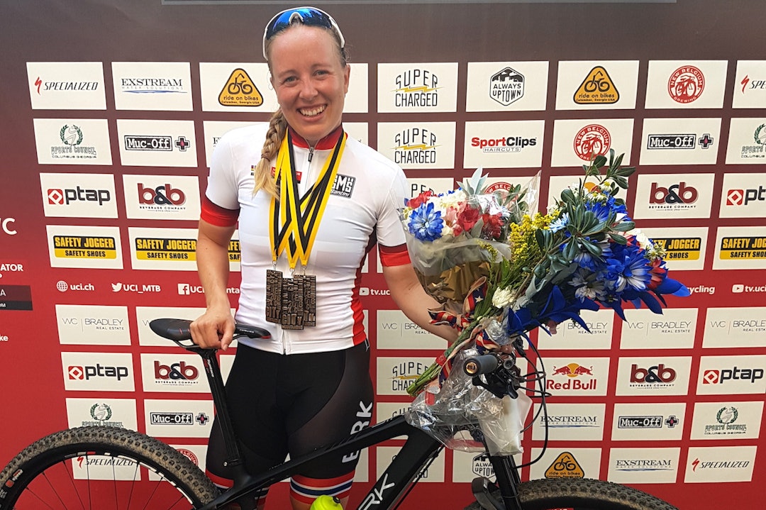 Ingrid Sofie Bøe Jacobsen etter seier  på sprintverdenscupåpningen i USA i juni. Foto: Vegard Utne