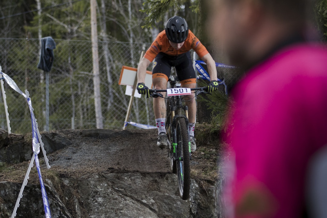 Hjemmetalentet Emil Ravnåsen Vangen (M15-16) med stålkontroll. Emil_Ravnåsen_Vangen_M15-16