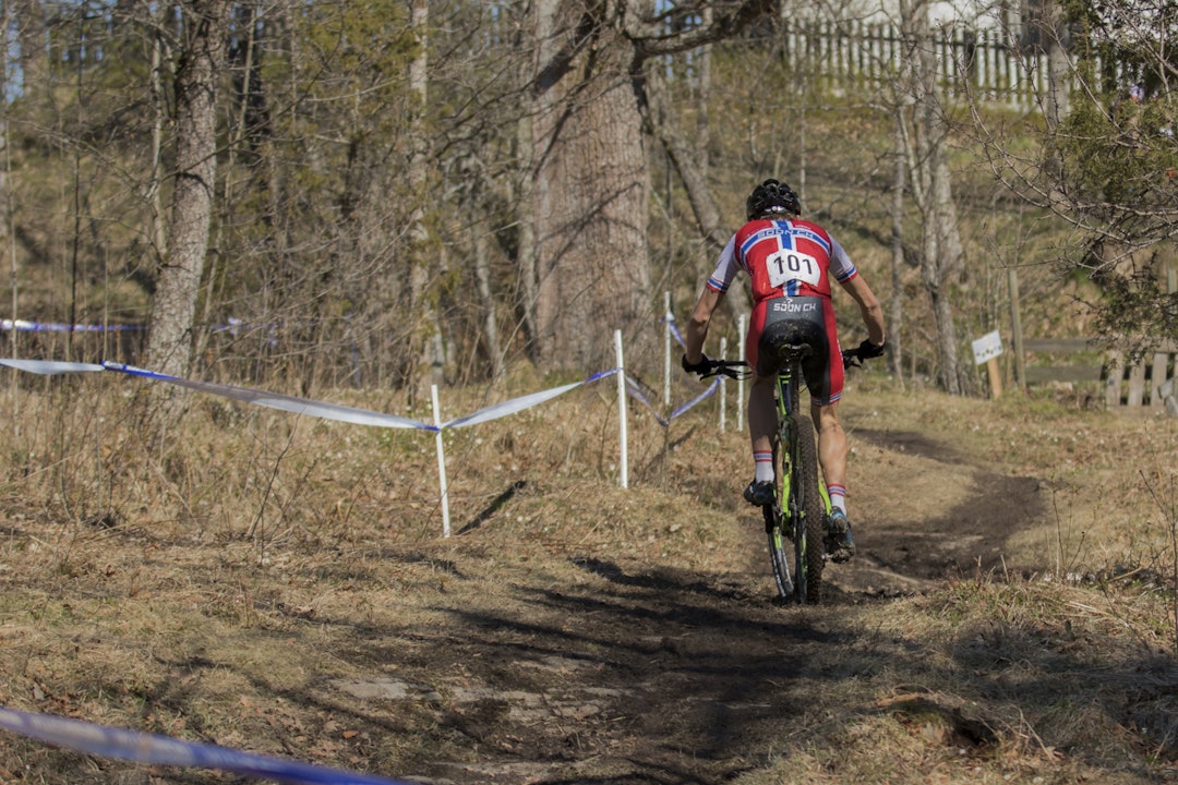 Tobias Johannesen sto over temporittet lørdag men kom knallsterkt tilbake på rundbanerittet søndag og knuste feltet i menn junior. Tobias Johannesen