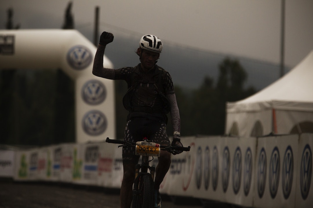 ENDELIG: Søren Nissen har vært med å kjempet om førsteplassen i Birkebeinerrittet. I år ble det seier i Ultrabirken, og dansken stiller til start også i morgen. Har fredagen spolert alle sjanser for topplassering, eller kan han blande seg inn i kampen også i morgen? Foto: Kristoffer H. Kippernes _KHK3410