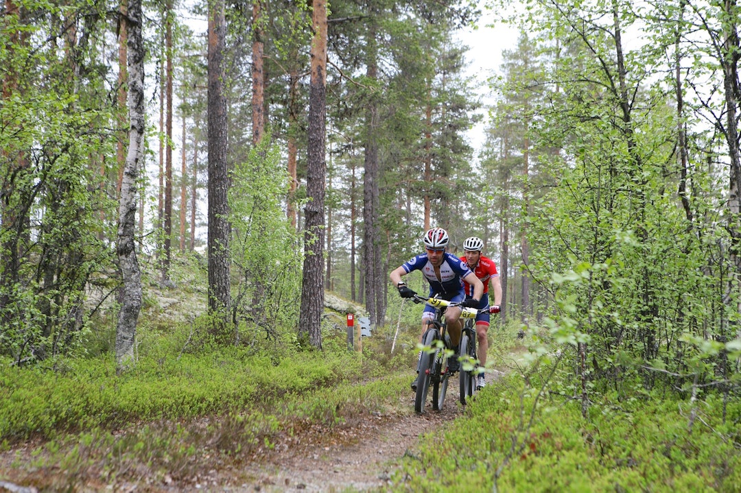 Bjørnstad-Tuveng og Ola Kjøren - Per Roger Bekken Team Trek Mesterhus 1400x933