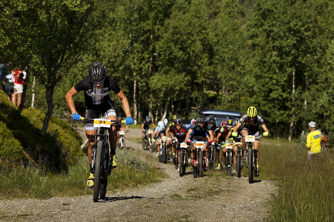 Offensiv: Fryktløst satte Carl Fredrik inn støtet allerede i den første bakken i NM i 2014 - et ritt som endte med magetrøbbel og uten medalje.Foto: Kristoffer H. Kippernes _IPP6759