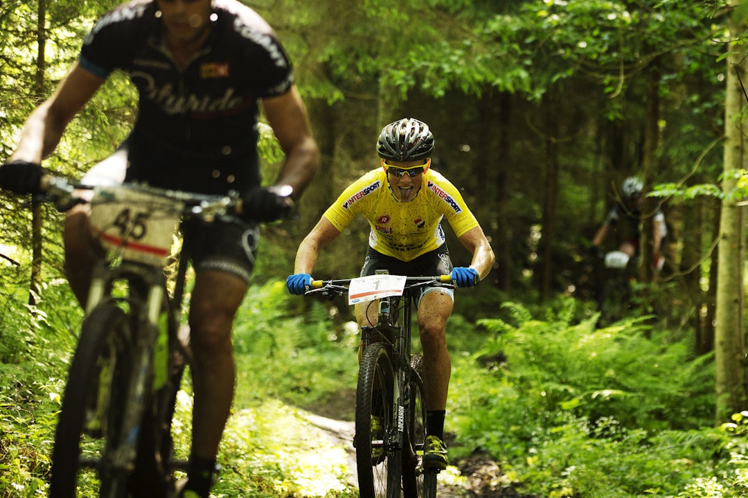 Tunga rett i munnen: Carl Fredrik jager konkurrenter under Neptunrittet i 2014.Foto: Kristoffer H. Kippernes _IPP9590