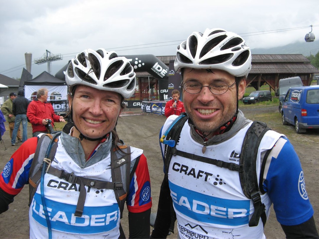 ILDSJELER: Tord Bern Hansen og Tone Larsen er aktive både som terrengsyklister, terrengsykkelforeldre og ildsjeler i SK Rye.