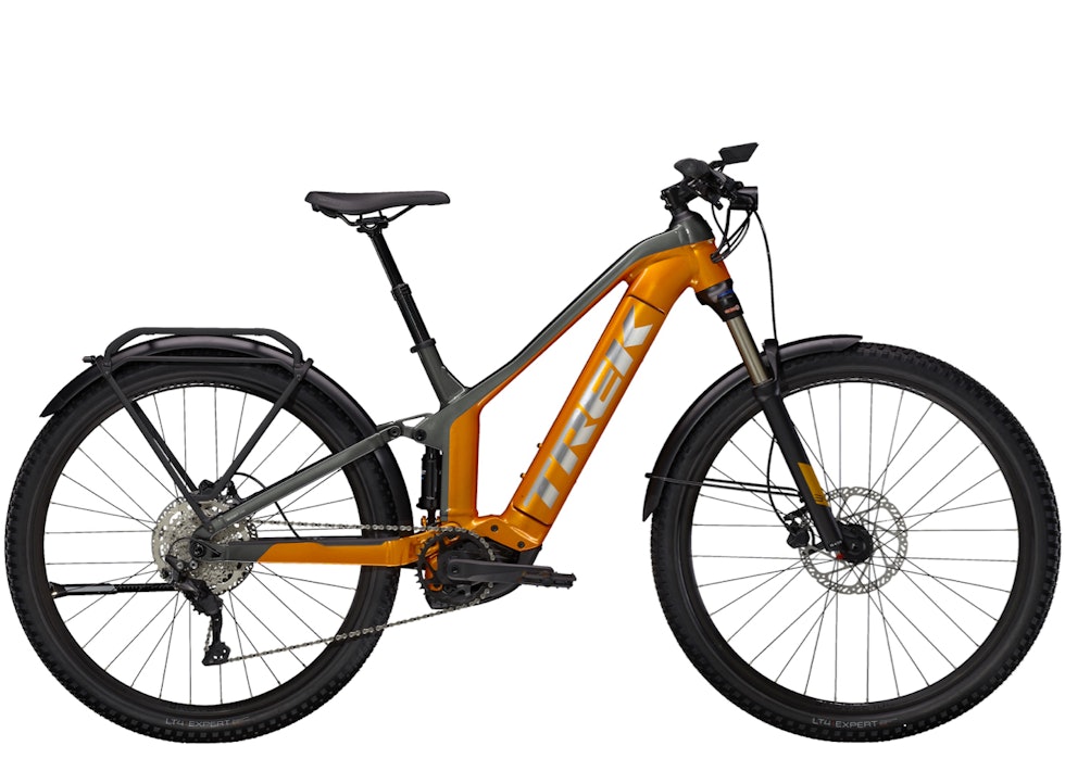 RIMELIGERE: Powerfly FS Equipped 4 er den rimeligere modellen med full oppakningsutstyr Trek Powerfly FS 2021