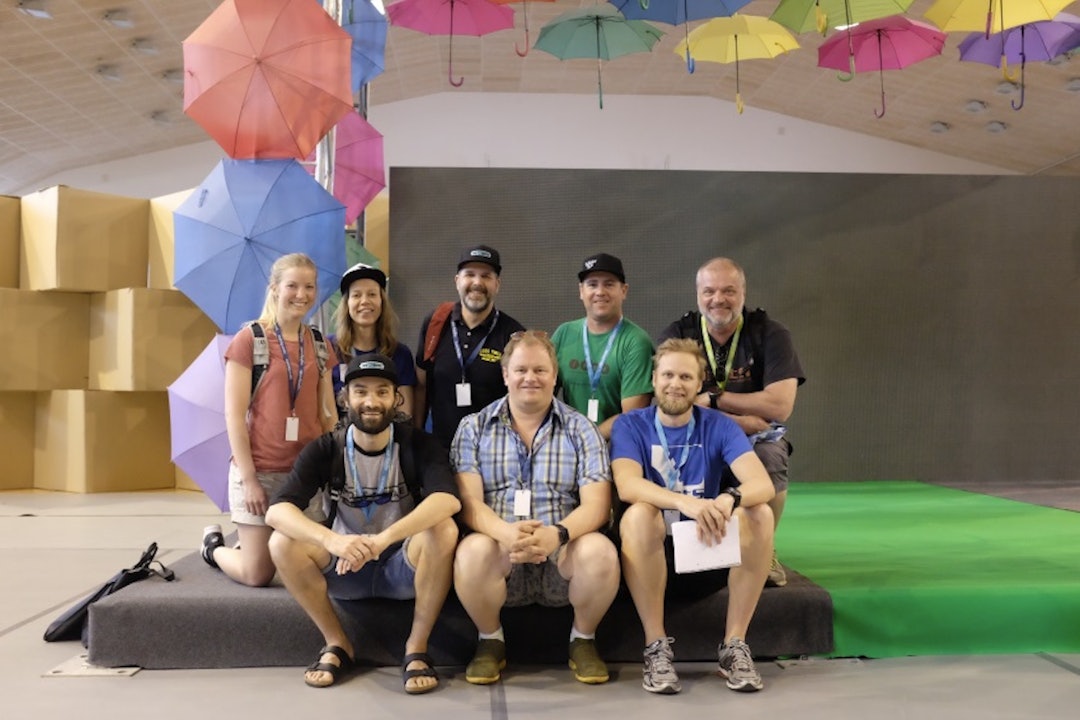 IMBA-konferansen 2017: (Bak fra venstre) Katrine Skalleberg fra Nes kommune, Ingrid Hokstad fra NOTS, Duane Butcher fra Tråkk n Roll, og Are Sørensen IMBA Europe. (Foran fra venstre) Lars Wraae Jensen fra Opplysningskontoret for terrengsykling, Pål Medhus fra Geilo kommune og Stian Bergeland fra NOTS Foto: NOTS imba 2017 Katrine Skalleberg Nes kommune - Ingrid Hokstad NOTS - Duane Butcher Tråkk n Roll - Are Sørensen IMBA Europe Foran f v Lars Wraae Jensen Opplysningskontoret for terrengsykling - Pål Medhus Geilo kommune - Stian Bergeland NOTS 1400x933