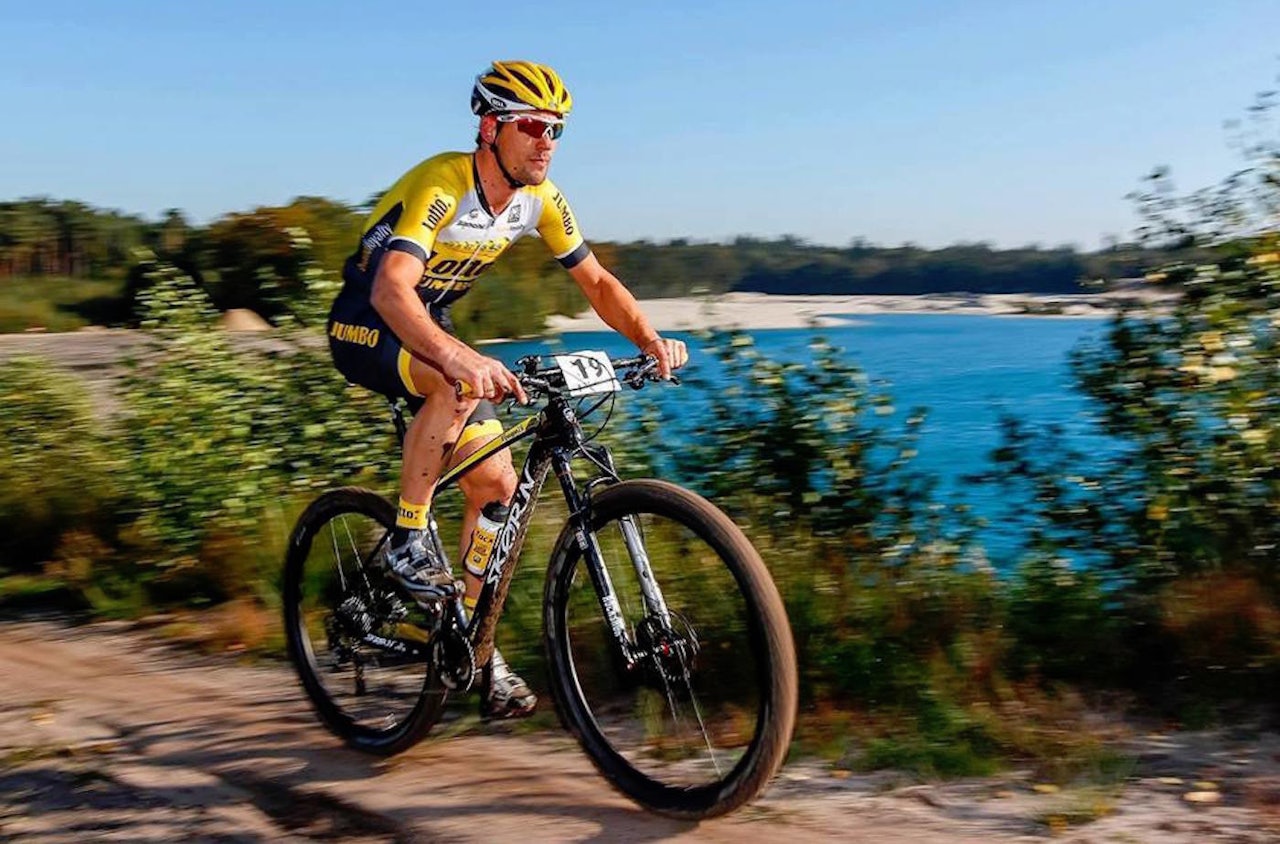 Maarten Tjallingii fra Lotto-Jumbo har for tida klatretrøya i Giro d’Italia, men legger opp landeveiskarrieren til sommeren. Da er det Birkebeinerrittet som blir første prioritet. Foto:  