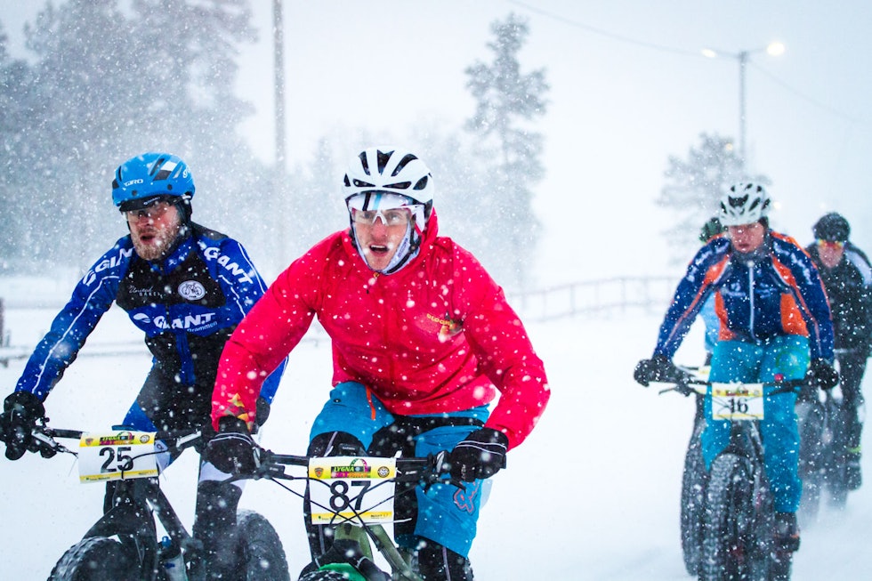 GODT KLEDD: Bekledningen varierte, men vi observerte ingen med kort-kort. (foto: Snorre Veggan) fatbike-nm-2740a