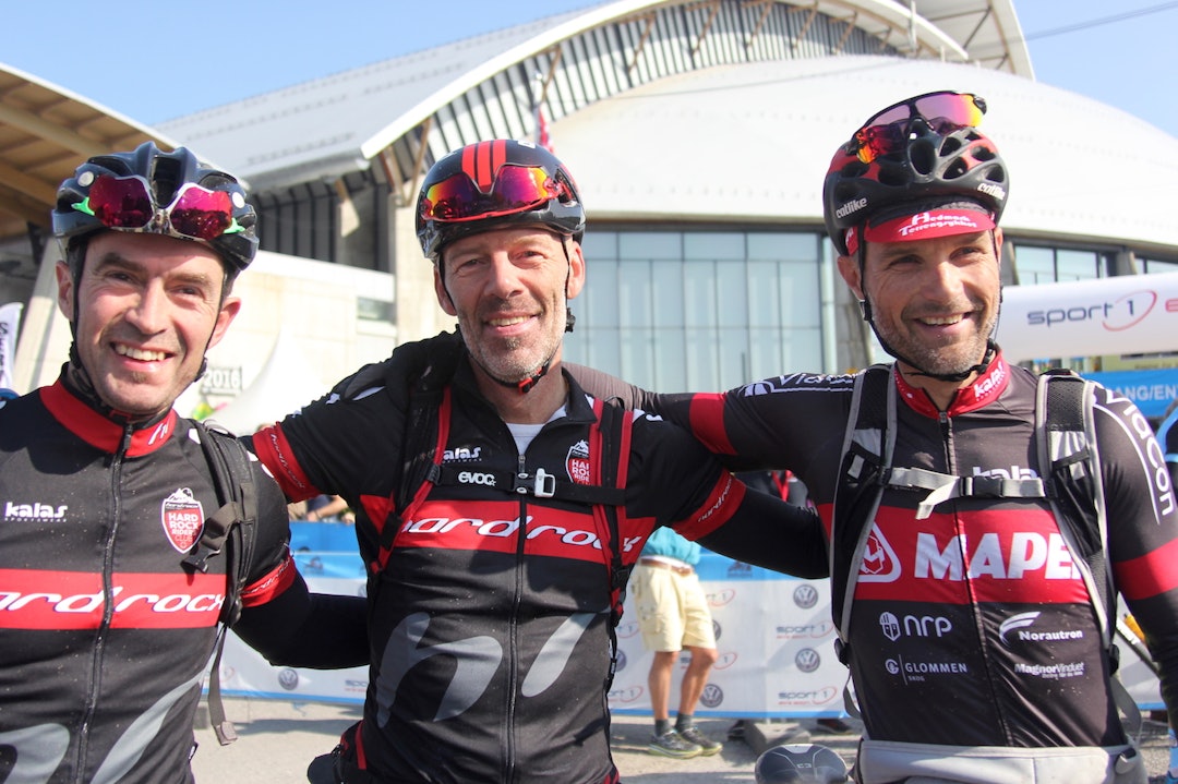 Steffan Repshus (til høyre) var først over fjellet i Birkebeinerrittet 2017 sammen med Yngvar Alexander Hansen (til venstre) og Kjell Karlsen. Foto: Ingeborg Scheve Yngvar Alexander Hansen - Kjell Karlsen - Stefan Repshus - Foto Ingeborg Scheve 1400x933
