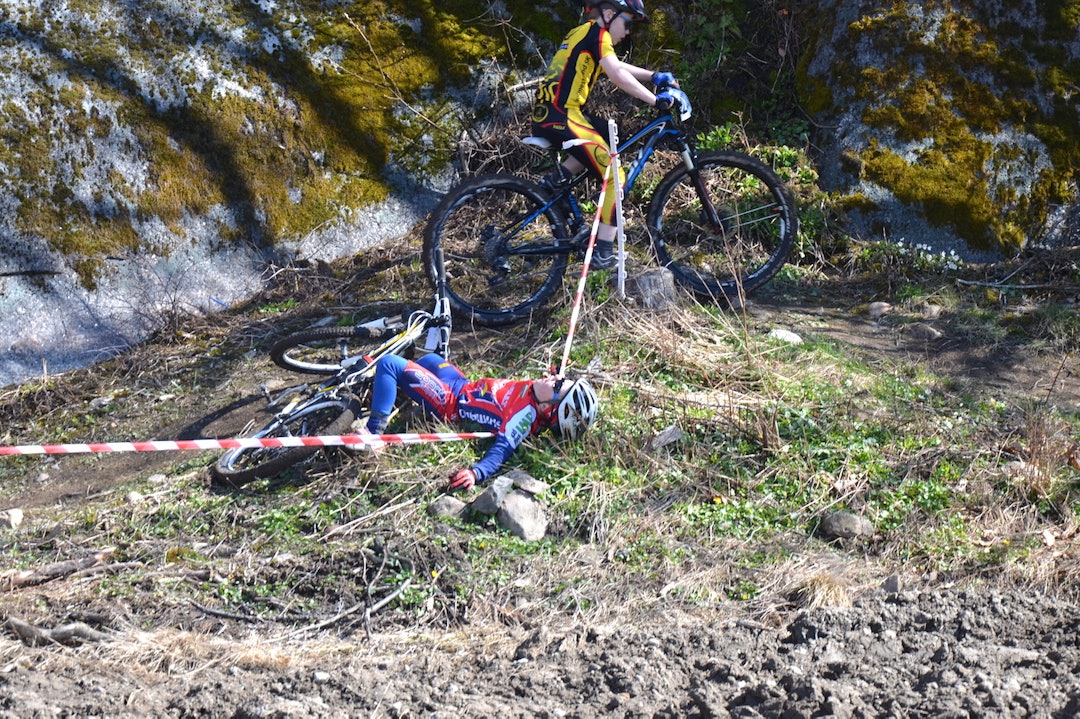 Utfordringer skal det være underveis. Foto: Nanset Sykkel Dropp TeVeBu Cup 1 2016 - Vikerøy - Nanset Sykkel 1400x933