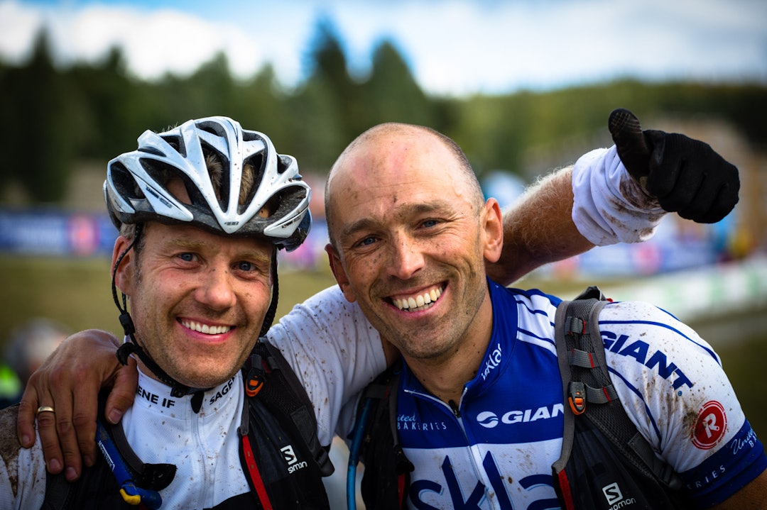 KOMPISER: Jørgen Sørensen (t.v) fra IF Sagene sykkel og Jacob Jacobsen fra SK Rye / Team Isklar likte årets løype, selv om de mente den var tøffere enn i fjor. Spesielt utforkjøringen ned Hafjell slo godt an. Ikke like populær var stigningen opp igjen (foto: Snorre Veggan). birken2014-0411a