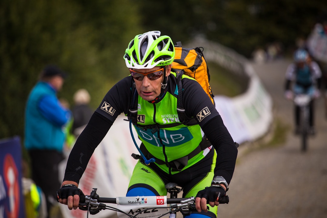 SNART I MÅL: Kun et par svinger igjen før målet er i sikte. Her var det tidligere gress og i perioder gjørmesklie. Nå er bakken gruset og brillefin. (foto: Snorre Veggan) birken2014-1137a