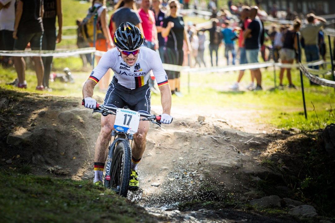 DEN BITRE FJERDEPLASSEN: Fem fattige sekunder var tyske Moritz Milatz fra bronsemedaljen etter halvannen times sykling. (foto: Snorre Veggan) terrengVM-3743a