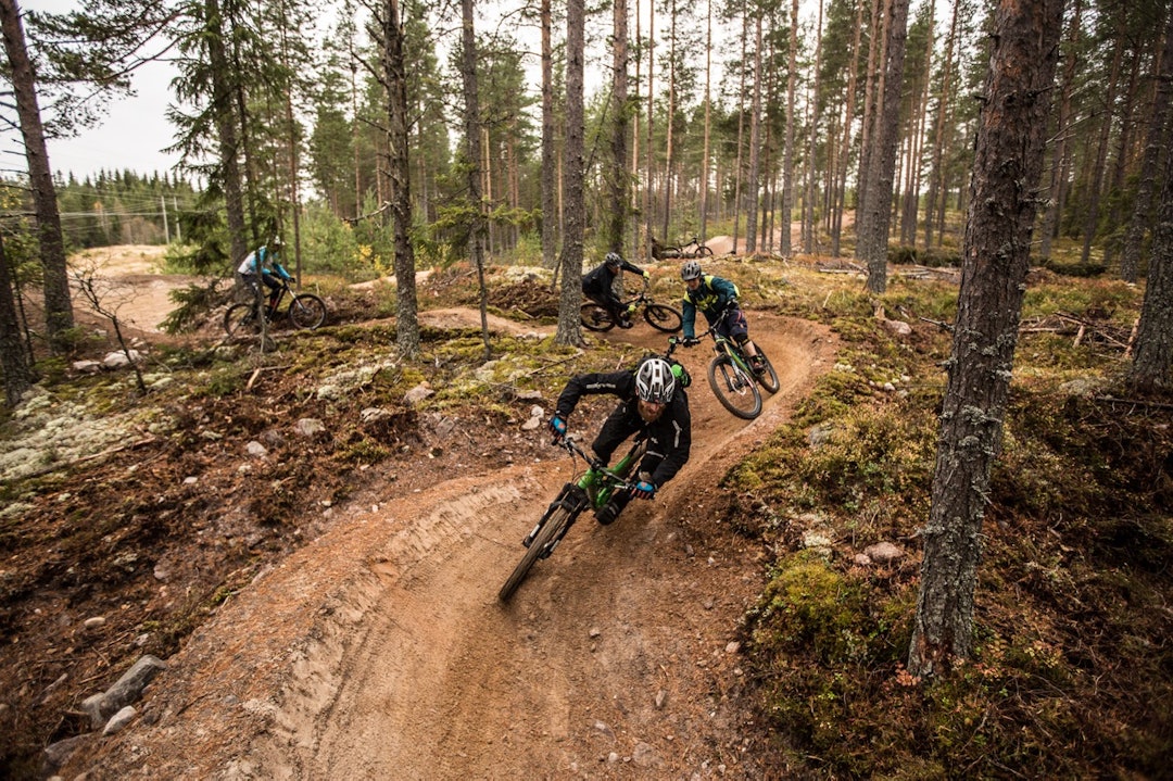 LEDEN: Ikke langt fra Sverige leder Are Tallaksrud sine disipler i Trysil Bike Arena. LEDEN: Ikke langt fra Sverige leder Are Tallaksrud sine disipler i Trysil Bike Arena.