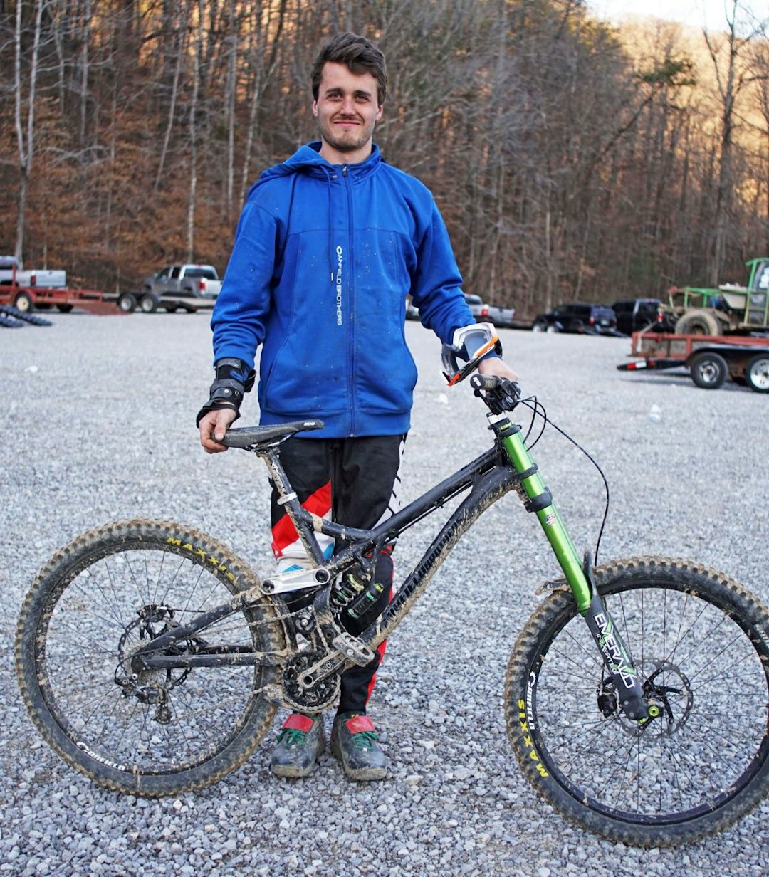 PÅ CANFIELD: Isak Leivsson sykler i år på sykler fra amerikanske Canfield Brothers. PÅ CANFIELD: Isak Leivsson sykler i år på sykler fra amerikanske Canfield Brothers.