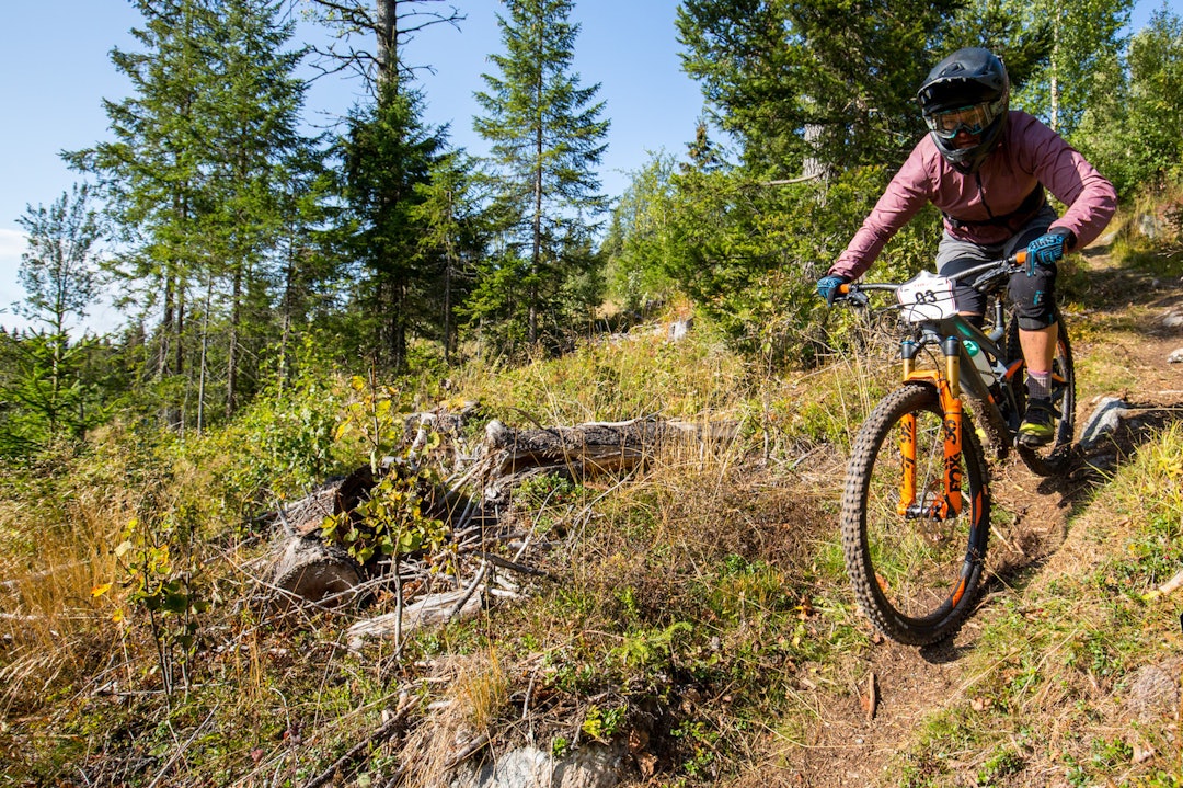 Hilde Sangesland Strædet var raskeste dame på Nesbyen Enduro og tok dermed sin andre NM-tittel denne sesongen. Foto: Sylvain Cavatz Hilde Sangesland Strædet var raskeste dame på Nesbyen Enduro og tok dermed sin andre NM-tittel denne sesongen. Foto: Sylvain Cavatz