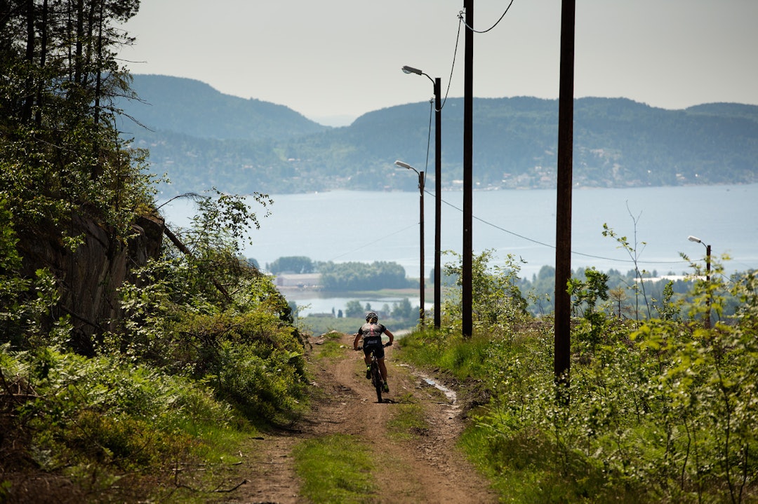 Heidi Rosaasen Sandstø cruiser inn mot Svelvik under Neptunrittet 2014. Foto: Kristoffer Kippernes Heidi R Sandstø Neptunrittet 2014 Foto K Kippernes