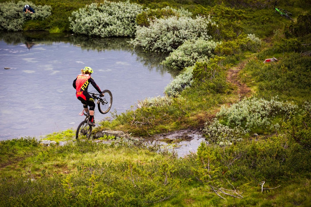 CRUX: Dette bekkecruxet hadde Brage Vestavik testet ut på forhånd og gikk for denne varianten i rittet. (foto: Snorre Veggan) hillbilly-0169a