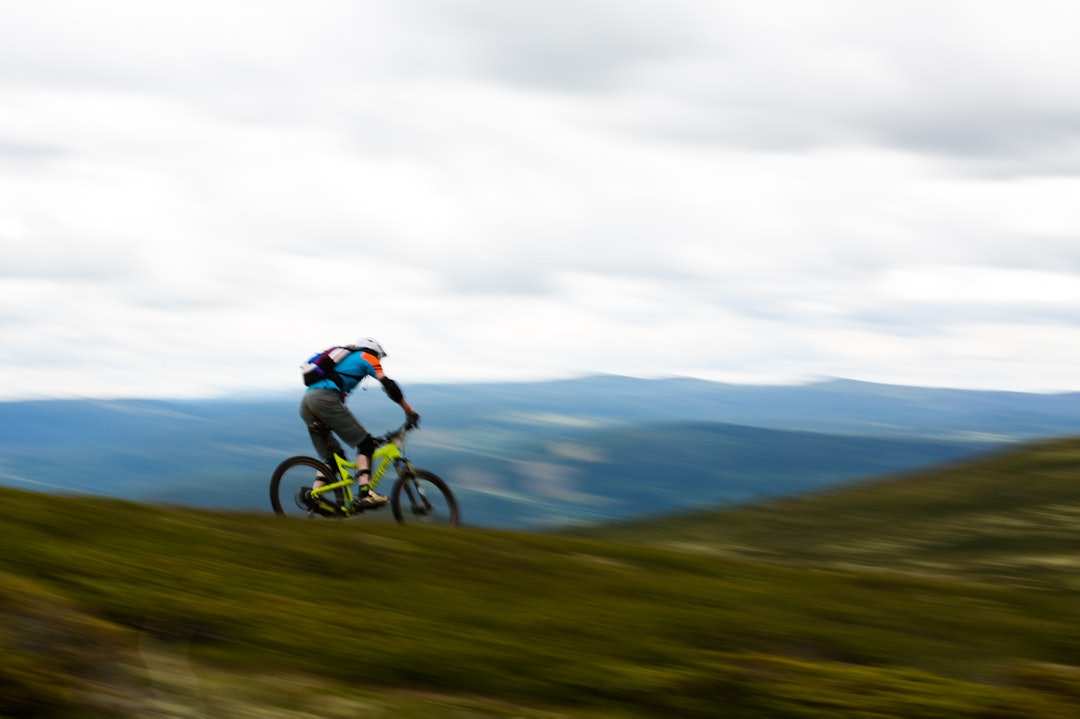 FART: Men det var mange steder hvor man kunne holde høy fart. (foto: Snorre Veggan) hillbilly-0241a