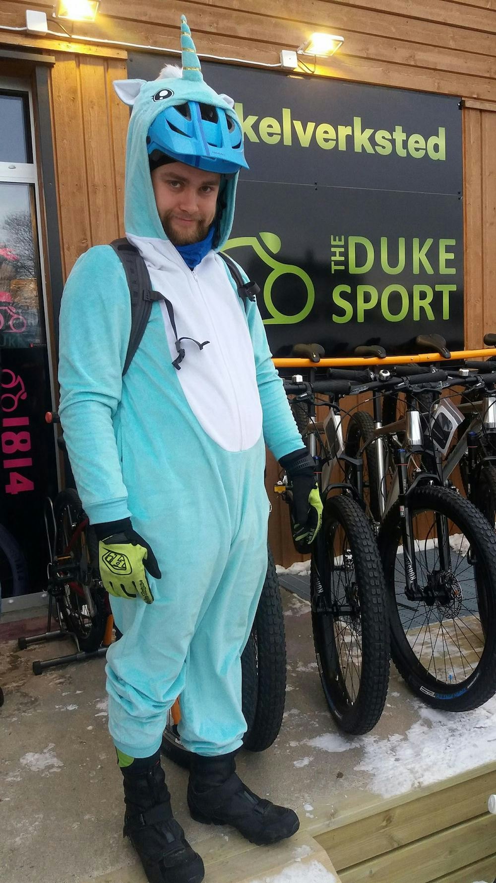 Michael Cook var guide for turen og lett gjenkjennelig i terrenget. Foto: Anders Bernhoft Micahel Cook - Foto Anders Bernhoft 1000x