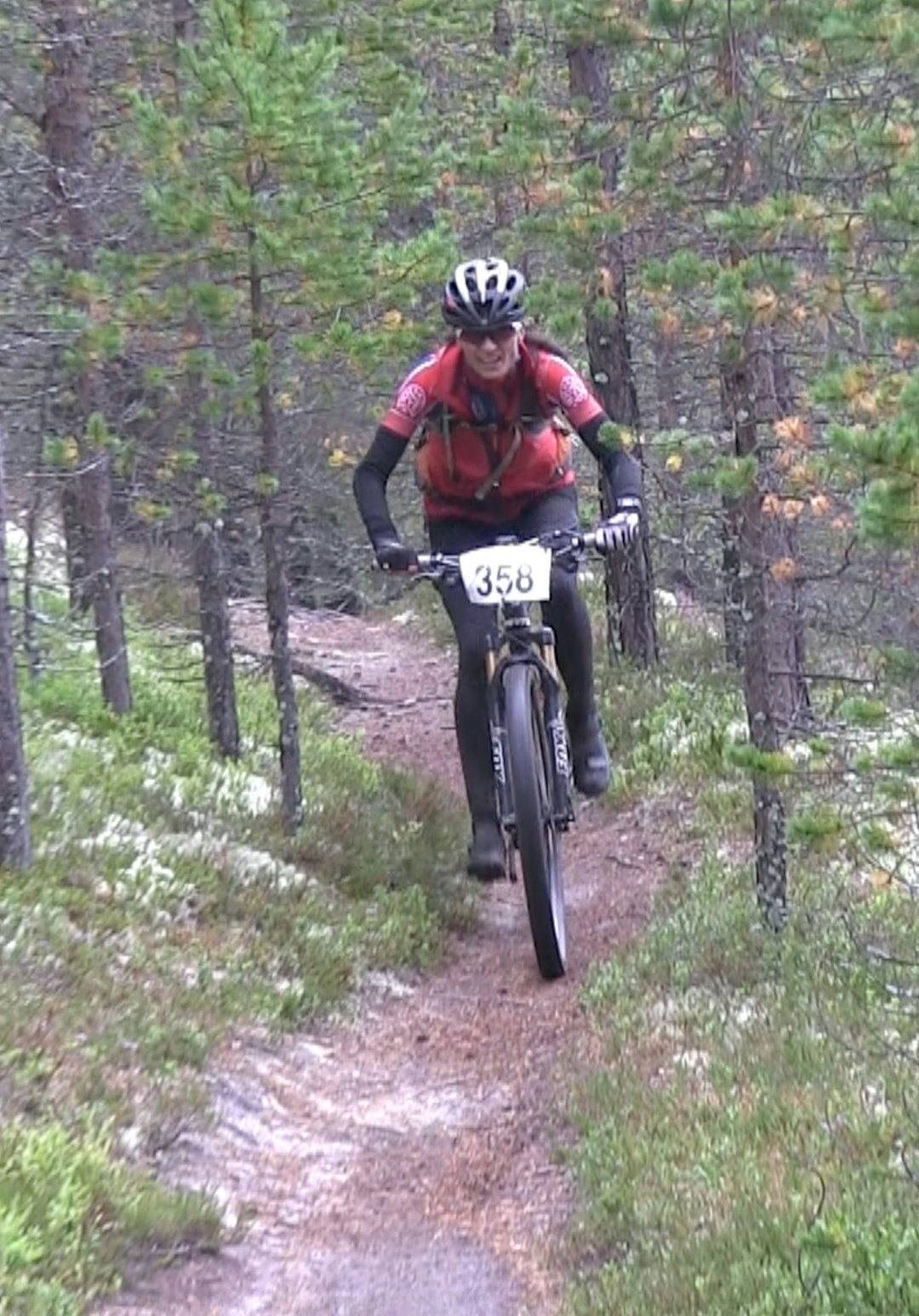 Dronningen av UltraBirken Tone Kristin Larsen fra SK Rye var raskeste dame i Rørosrittet. Foto: Fjell-TV Tone Kristin Larsen