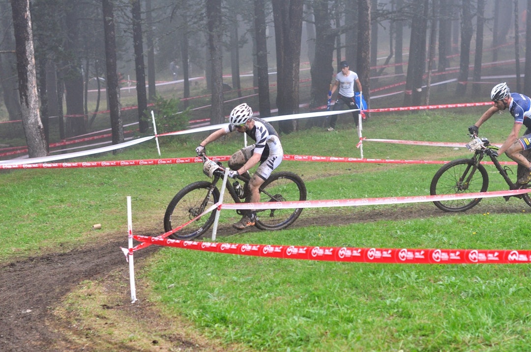 DUELL: Anton Cooper forsøkte flere ganger å riste av seg Victor Koretzky. DUELL: Anton Cooper forsøkte flere ganger å riste av seg Victor Koretzky.