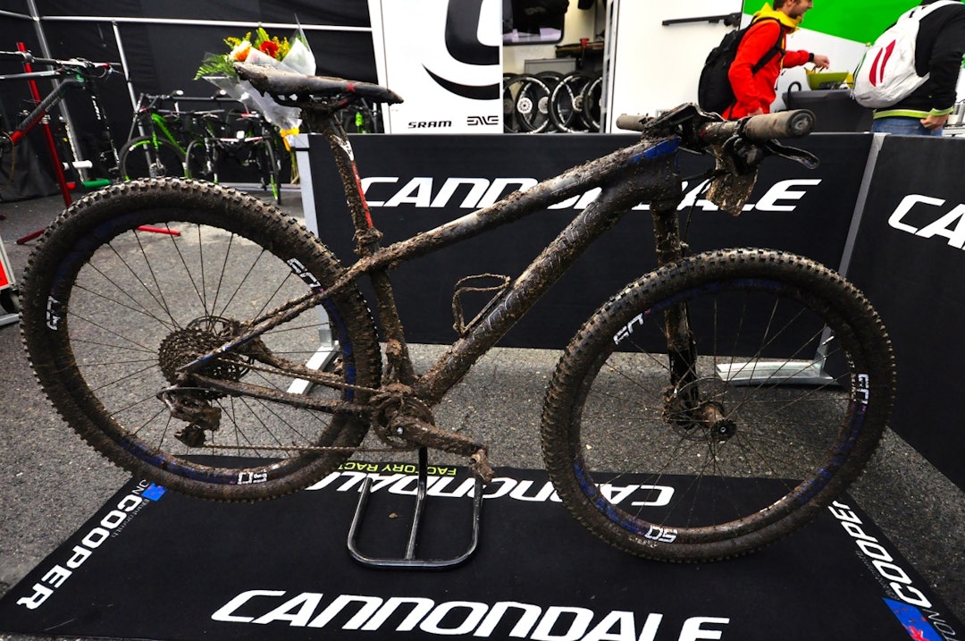 VINNERSYKKELEN: Anton Cooper syklet på en Cannondale F-Si i størrelse small. VINNERSYKKELEN: Anton Cooper syklet på en Cannondale F-Si i størrelse small.