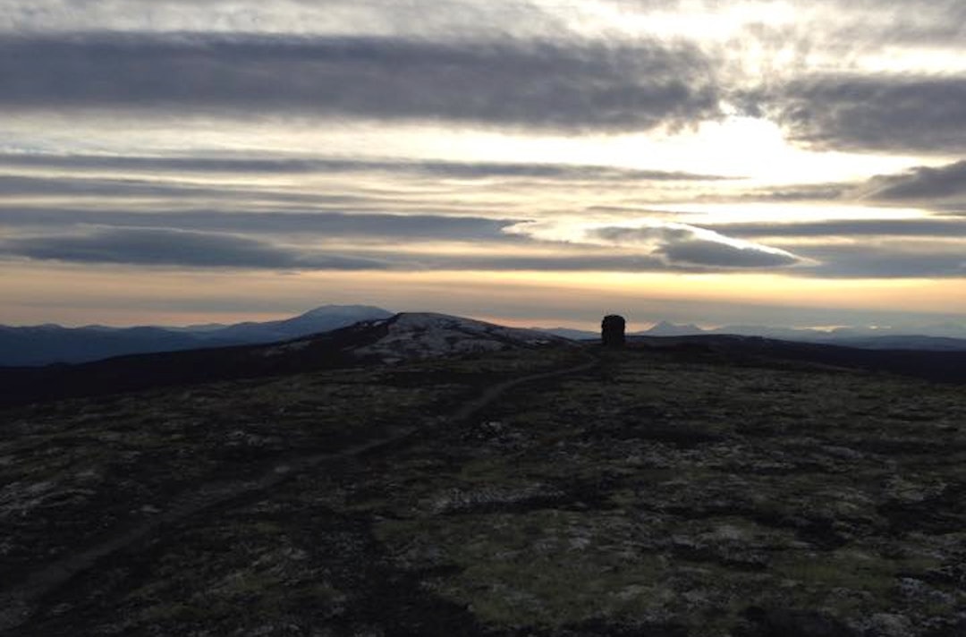 UNIKE OPPLEVELSER: Lyset sent på høsten gir en helt egen stemning. Foto: Knut Erik Nesteby Barfrost Tynset - Foto Knut Erik Nesteby6 1400x924