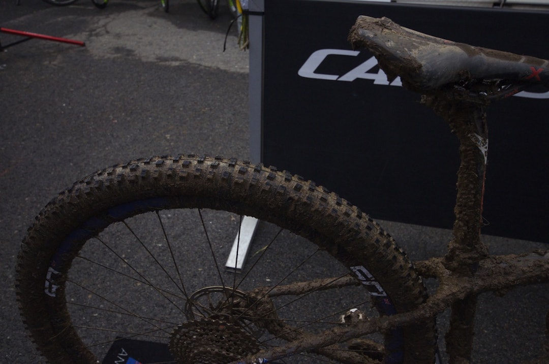 GJØRMEDEKK: Schwalbe Nobby Nic i 2,25-dimensjon, på Enve M50-felger. GJØRMEDEKK: Schwalbe Nobby Nic i 2,25-dimensjon, på Enve M50-felger.