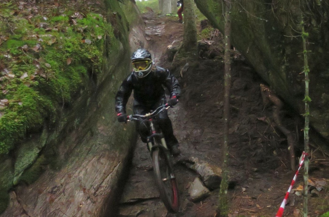 Annika Eriksmoen- Kjerringsåsen DH 2014 - Robert Goodwin 1400x924 Annika Eriksmoen- Kjerringsåsen DH 2014 - Robert Goodwin 1400x924