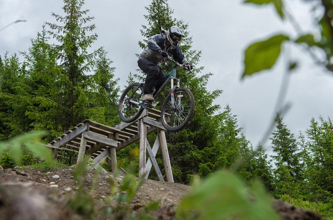 Jentene på campen i juli hadde en bratt lærekurve, forteller instruktørene. Foto: IVRIG IVRIG Jentecamp July 2015 1 - Foto IVRIG 1400x924