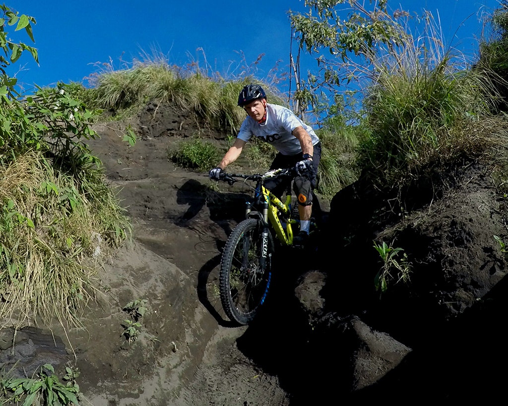 20160711_213055-Espen-nerrover-lia-fra-toppen-MtBatur-1024x-TALLAK 20160711_213055-Espen-nerrover-lia-fra-toppen-MtBatur-1024x-TALLAK