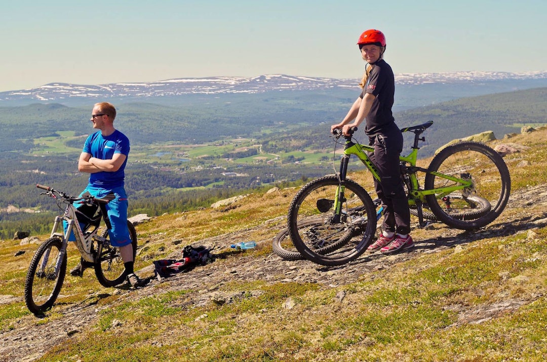 Rørosregionen har uendelige muligheter for stisykling i høyfjellsnatur, og på Hummelfjell Bike Camp blir det guidede turer i mange av dem. Foto: Eirik Bækken Hummelfjell Bike Camp_2 foto Eirik Bækken 1400x927