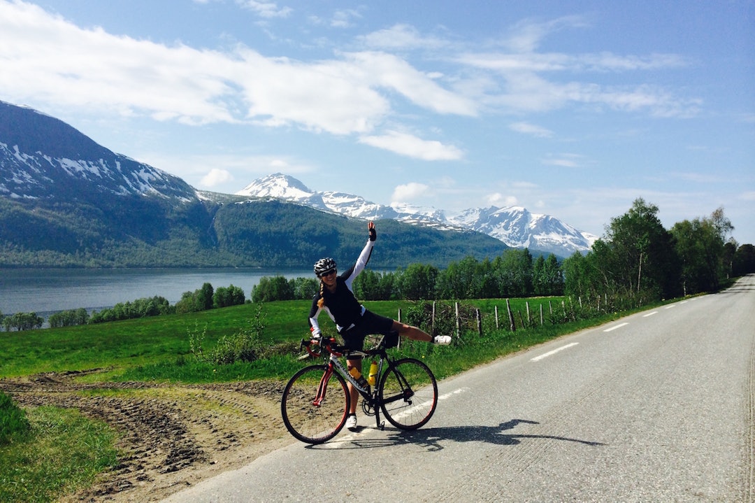 Siv C. Hamre har fullført Norseman Xtreme Triathlon for kreftsaken. Nå er det grove knaster som gjelder i TransAlp. Foto: Privat Siv C Hamre NXTRI 1 - privat 1400x933