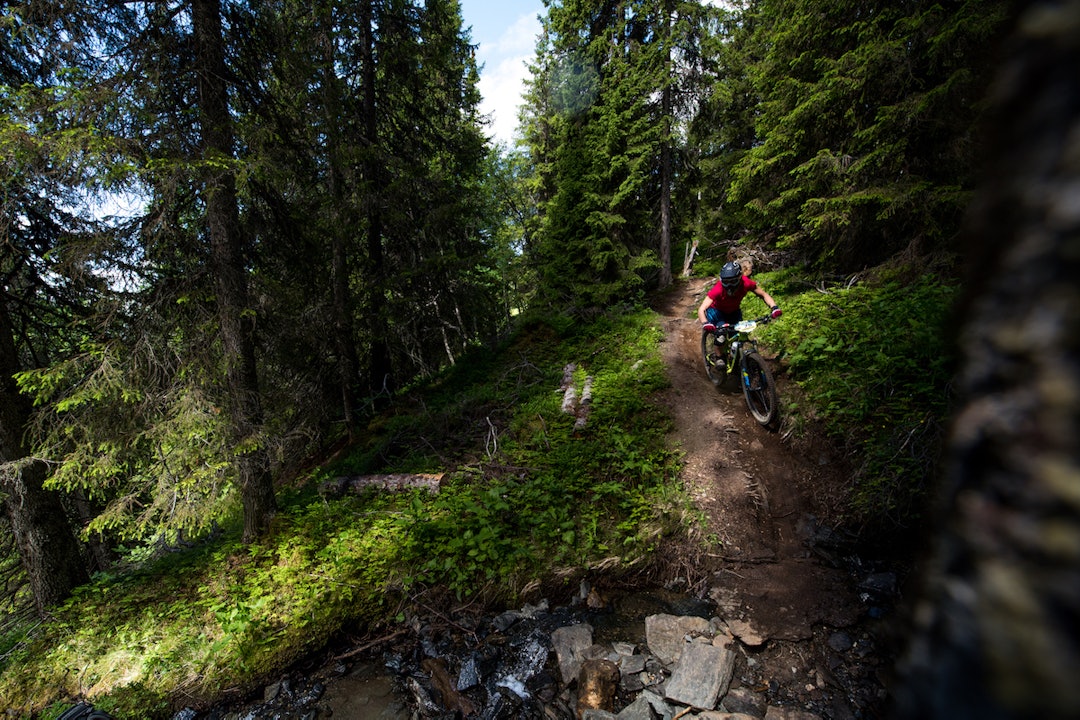 Stina Bondehagen under Åre Enduro. Foto: Emil Jansson Stina Bondehagen Åre Enduro - Emil Jansson