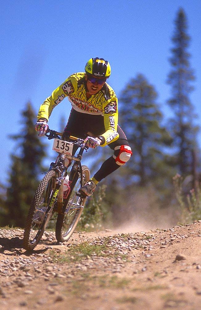 UTFORSØLV: Mike Kloser tok sølv i utforrittet i Purgatory. USA tok sin eneste trippelseier i terrengsykkelhistorien. UTFORSØLV: Mike Kloser tok sølv i utforrittet i Purgatory. USA tok sin eneste trippelseier i terrengsykkelhistorien.