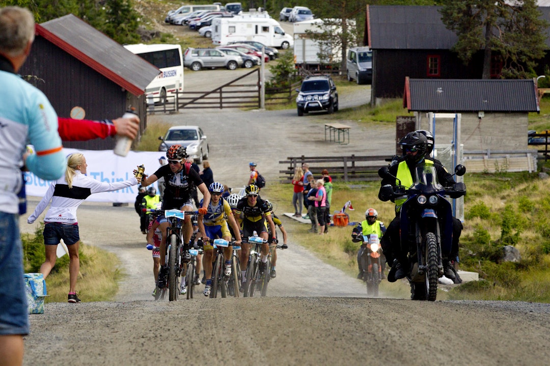 PÅFYLL: Carl Fredrik fikk langing ved Kvarstaddammen.. Foto: Kristoffer H. Kippernes _KHK7939