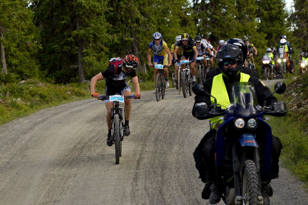 STØTING:.. og kastet ikke bort tiden med å vente på konkurrentene. Foto: Kristoffer H. Kippernes _KHK7962