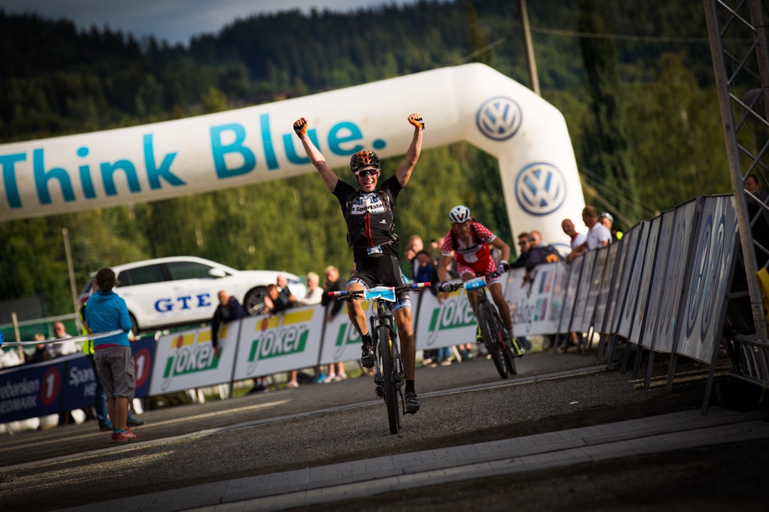 FULL POTT: Carl Fredrik Hagen kunne innkassere noen gode premiepenger med seier i årets Birkebeinerritt. Foto: Snorre Veggan birken2015-1514a