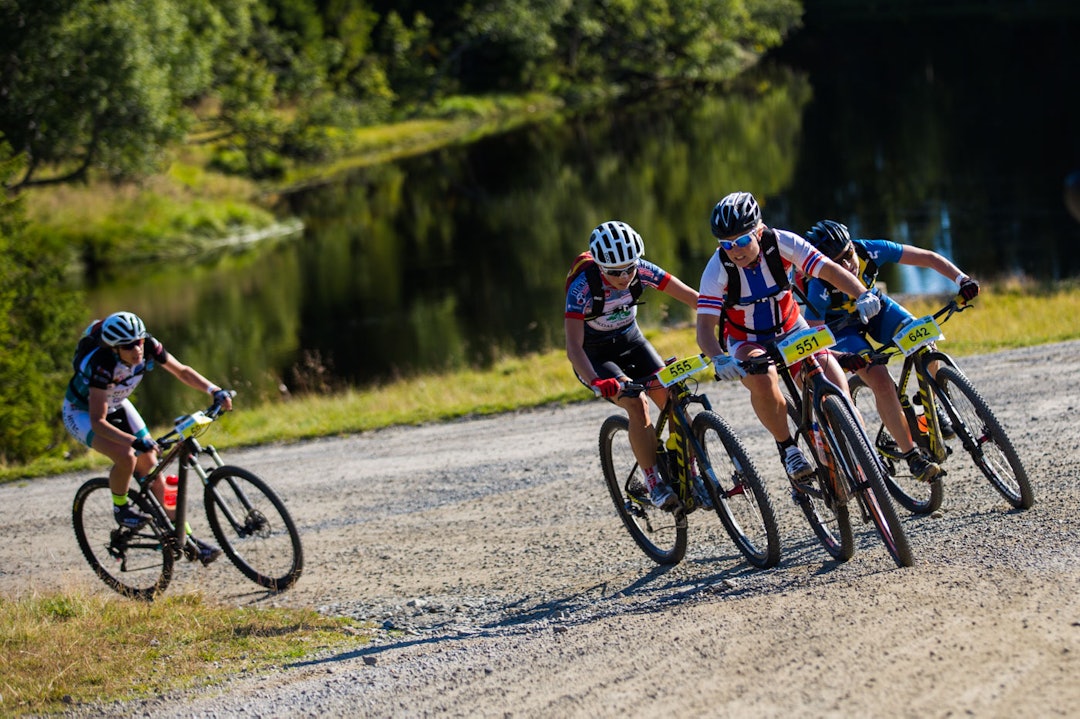 TETEN: Til damenes tetgruppe passerte Kvarstad. (foto: Snorre Veggan) birken2015-0987a