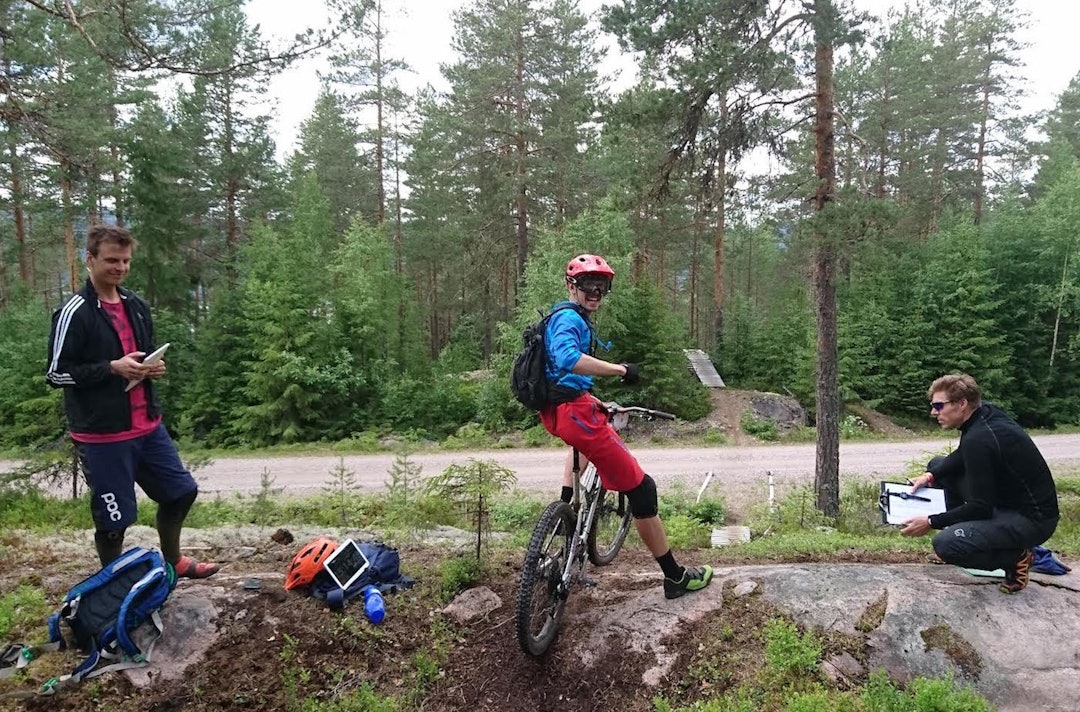 Preben Nøkleby klar for etappe 5. Foto: Mads Oliver Øfsthus Preben Nøkleby Etappe 5 Traktor - Mads Oliver Øfsthus 1400x924