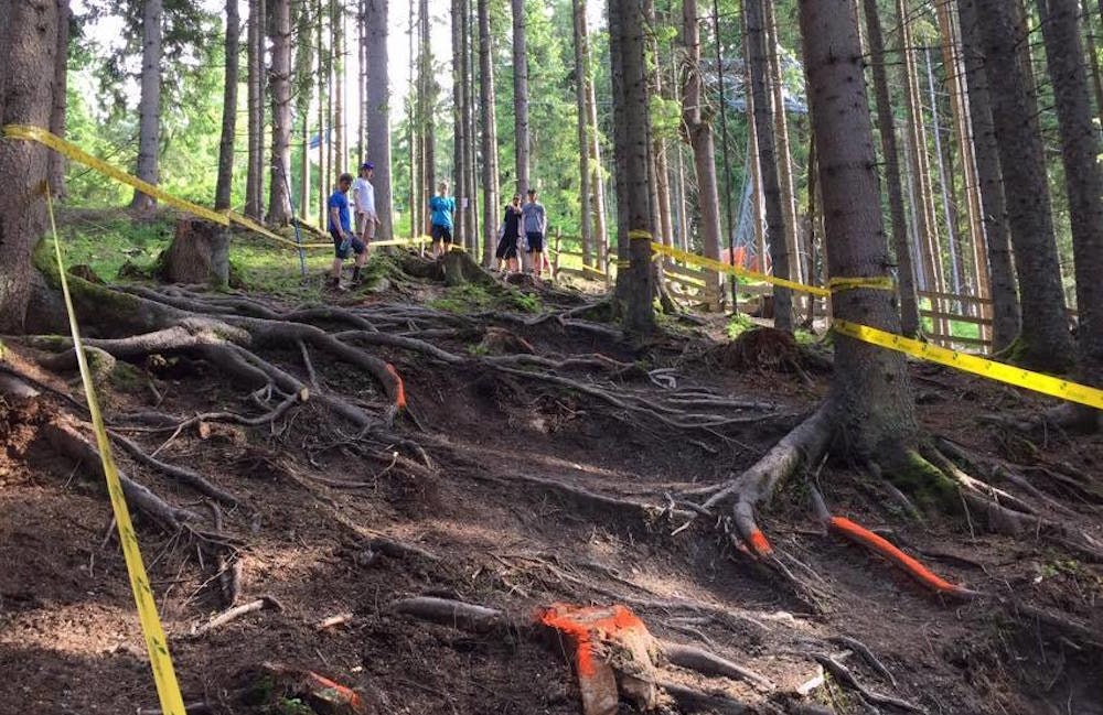 Her skal slaget stå: Løypebesiktigelse i Schladming torsdag. Foto: NCF IXS course preview Schladming - 1000