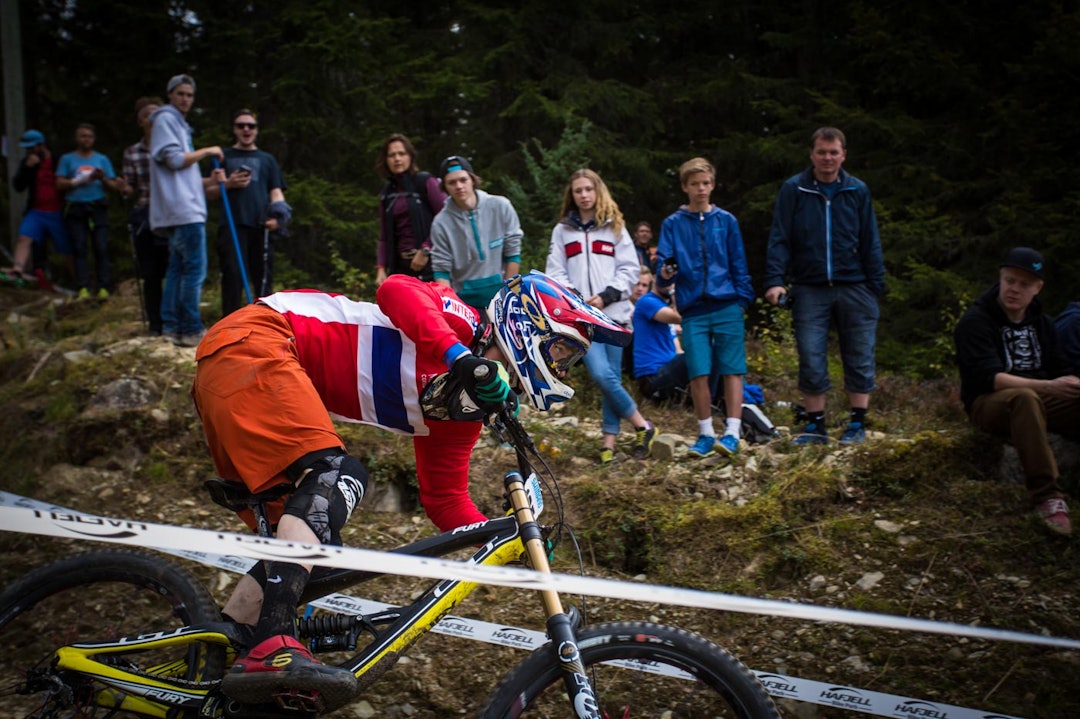 I FARTA 3: Snorre Setrom ned fjellet. Foto: Snorre Veggan snorreSN