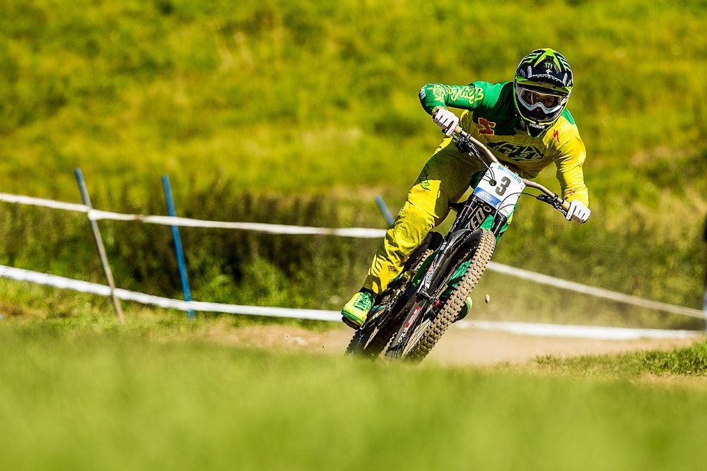 UNG KANON: Troy Brosnan har to VM gull som junior. I år vant han verdenscupen i Fort William. Han kan vinne i Hafjell også. UNG KANON: Troy Brosnan har to VM gull som junior. I år vant han verdenscupen i Fort William. Han kan vinne i Hafjell også.