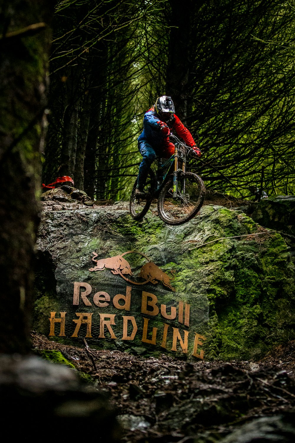 Brage Vestavik under Red Bull Hardline. Foto: Red Bull Content Pool Brage Vestavik - Red Bull Hardline 2017 - Red Bull Content Pool 1000x1500