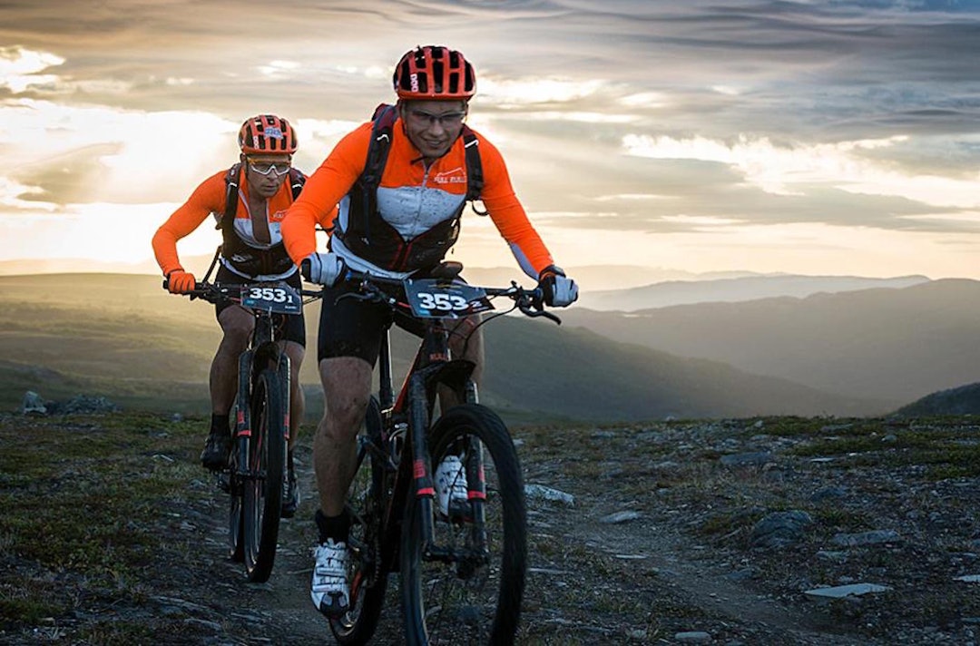 Team Full Rulle på vei mot mål. Foto: Steinar Vik Leirbakken og Strand Full Rulle OF300 Foto Steinar Vik